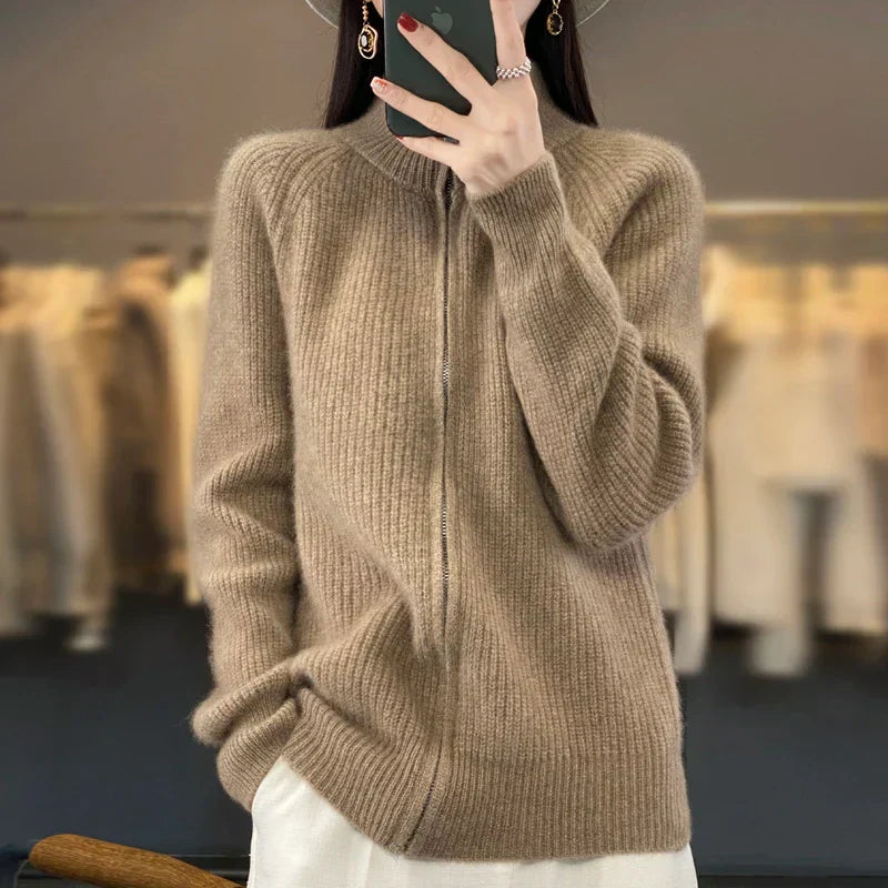 Margie - Wool cardigan with zipper