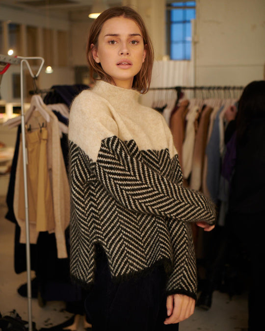 Daniela - high neck cotton sweater