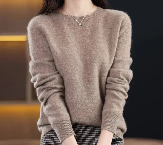Judith - warm knitted sweater