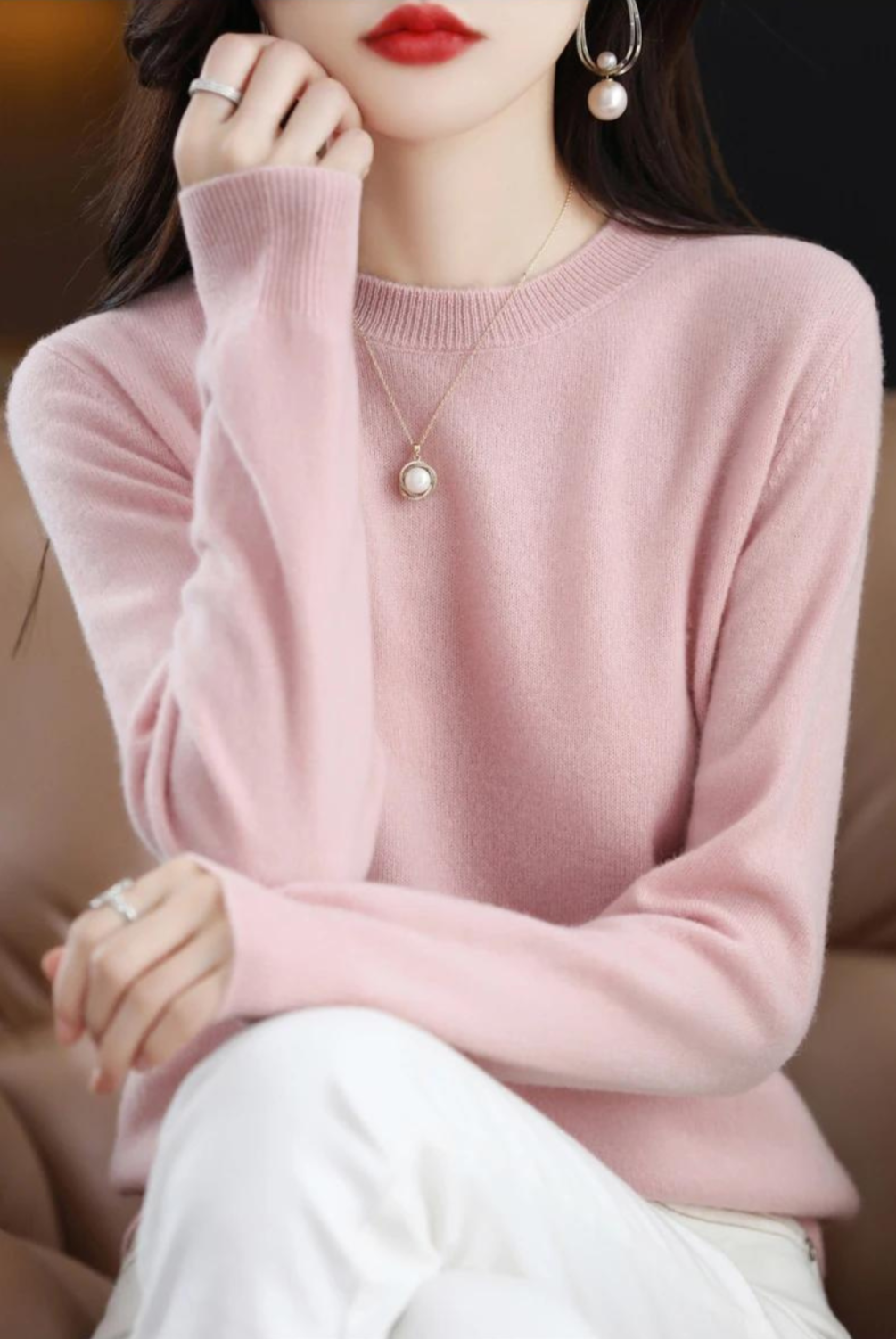 Lyna - Stylish long sleeve knit for women