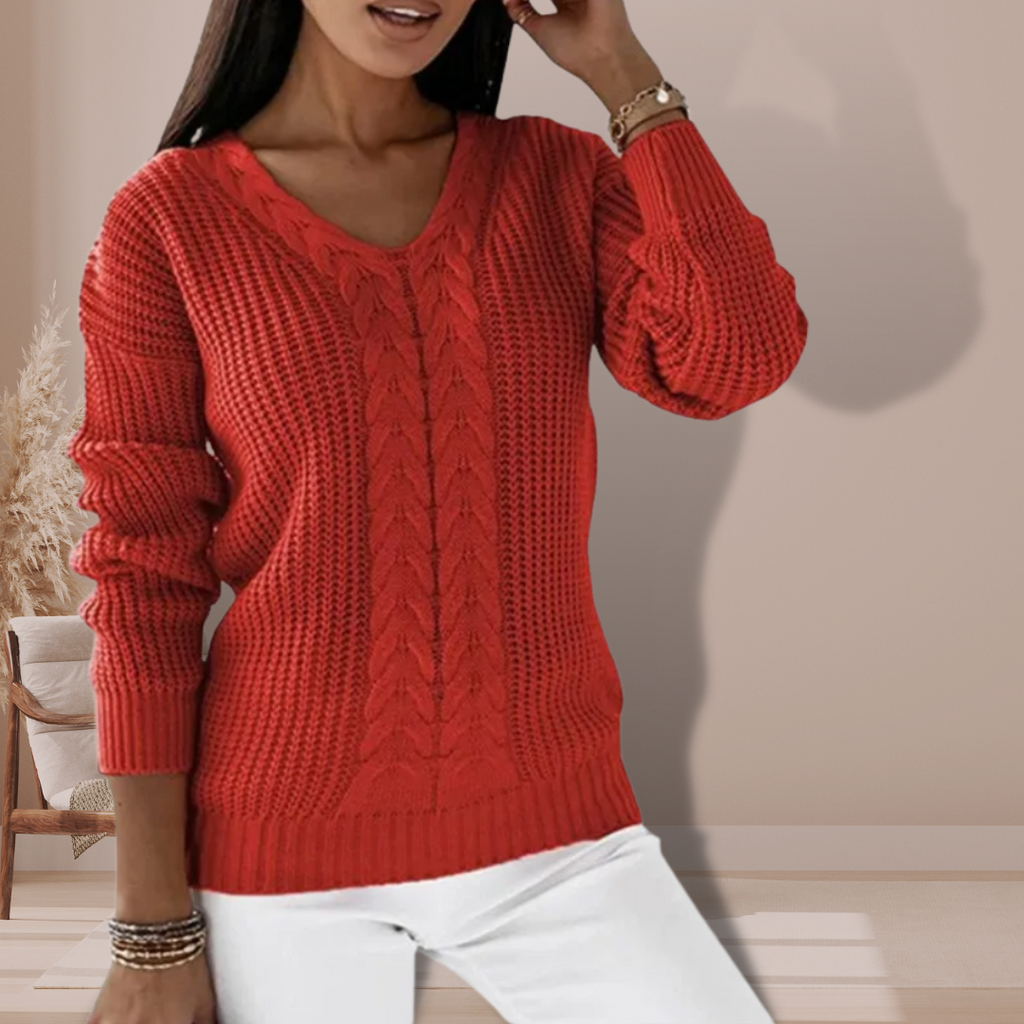 Ellah - Cable knit sweater with V-neckline