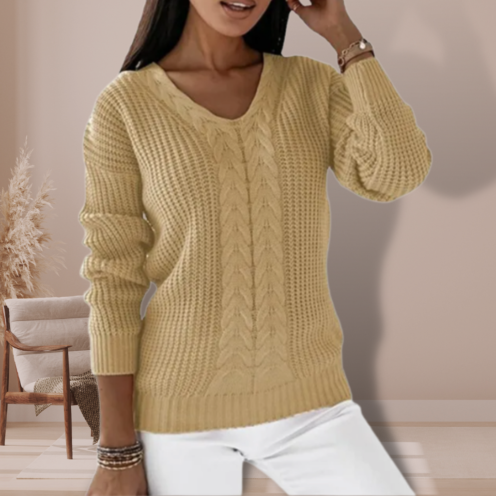 Ellah - Cable knit sweater with V-neckline