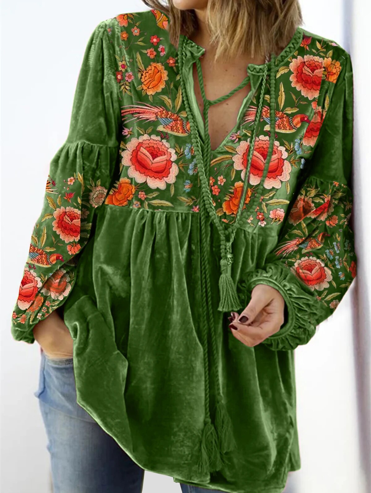 Freya - Pullover with V neckline