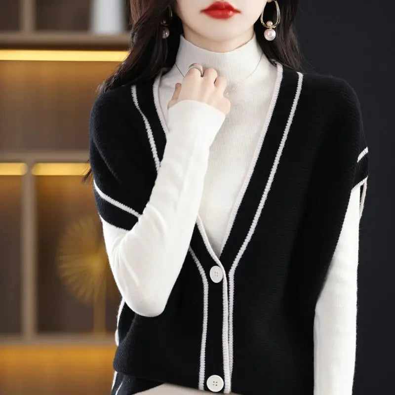 Nora V-Neck Contrast Knitted Cardigan