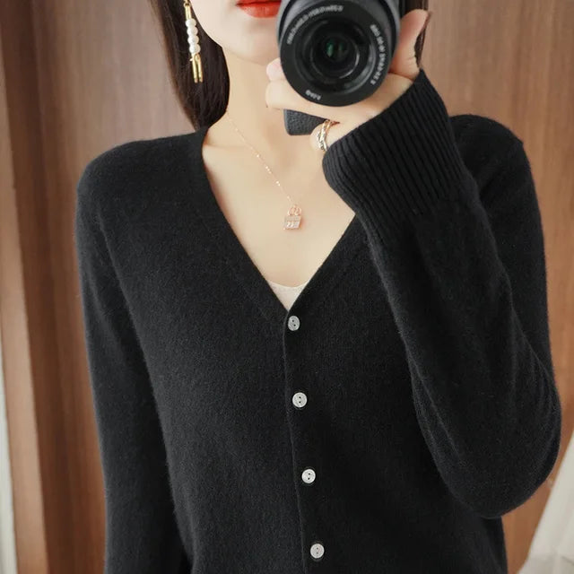 Nien - Warm knitted cardigan
