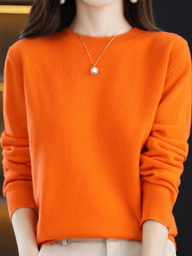 Lyna - Stylish long sleeve knit for women