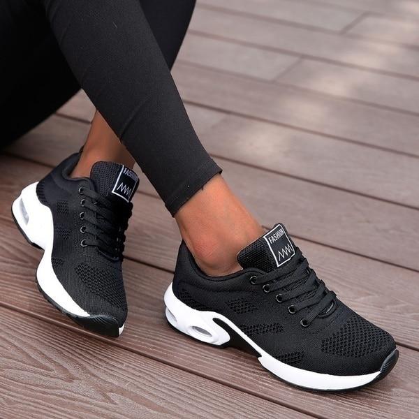 Sannya - Ergonomic sneakers